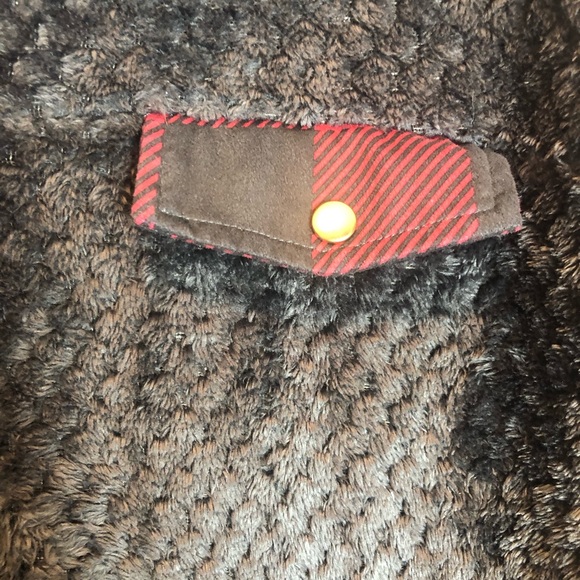 Simply Southern Pullover 1/4 Snap Front Jacket. Size XL - Picture 3 of 9